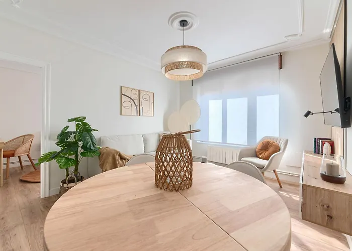 Lägenhet Vt Reformado Y Acogedor En Zona Residencial Tranquila