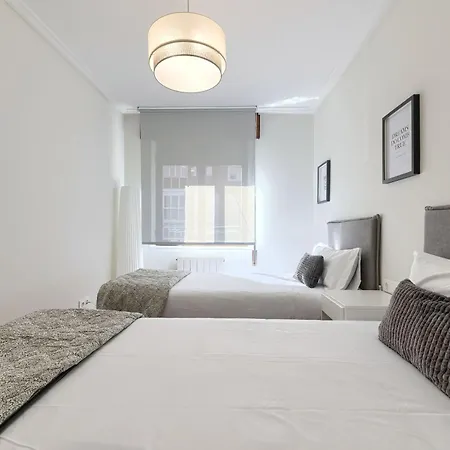 Vt Reformado Y Acogedor En Zona Residencial Tranquila דירה בילבאו